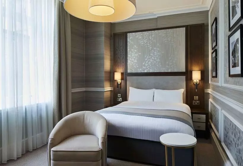 בית מלון כפרי The Midland