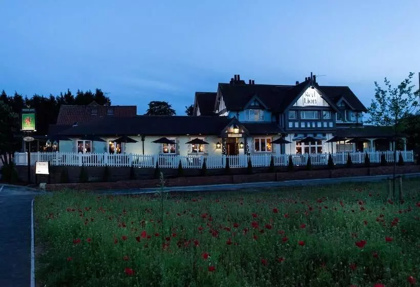 호텔 The Red Lion Inn By Chef & Brewer Collection