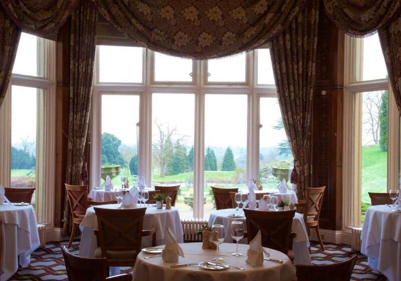 בית מלון כפרי The Welcombe Golf & Spa