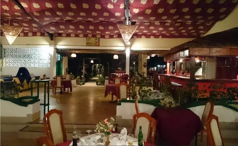 هتل African Village