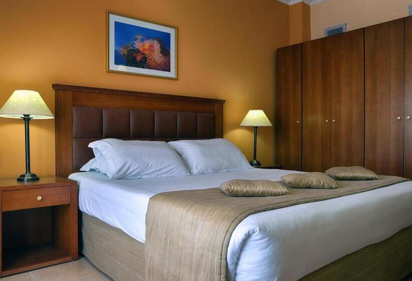 בית מלון כפרי Ariti Grand