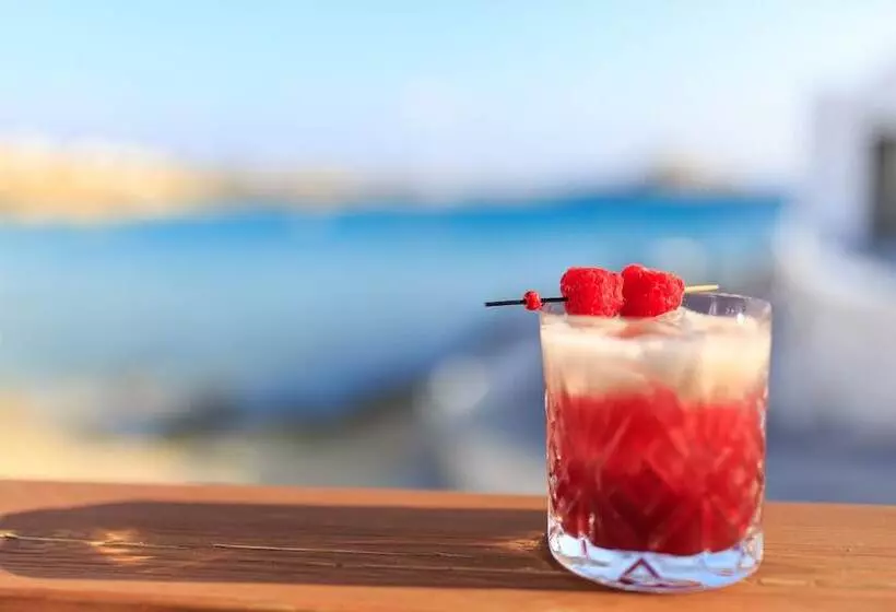 호텔 Petinos Beach