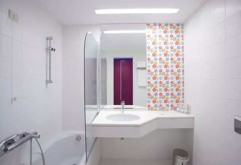 Отель Skiathos Palace