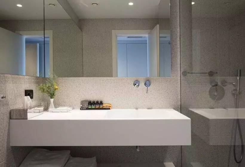 Отель Skiathos Palace