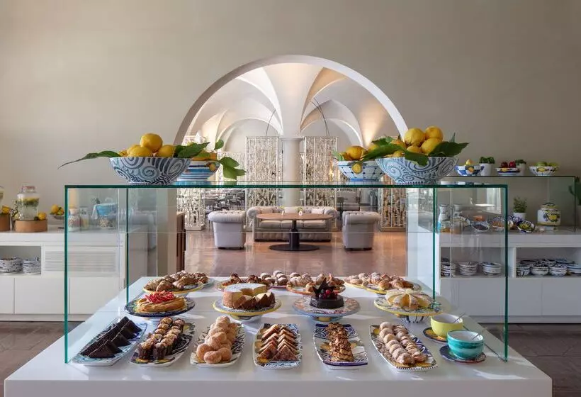 Anantara Convento di Amalfi Grand Hotel