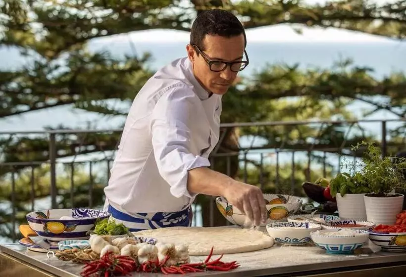 Anantara Convento di Amalfi Grand Hotel