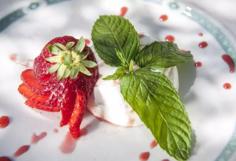 فندق Baia Del Capitano