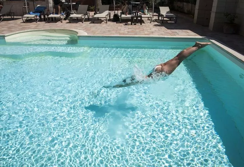 فندق Baia Del Capitano