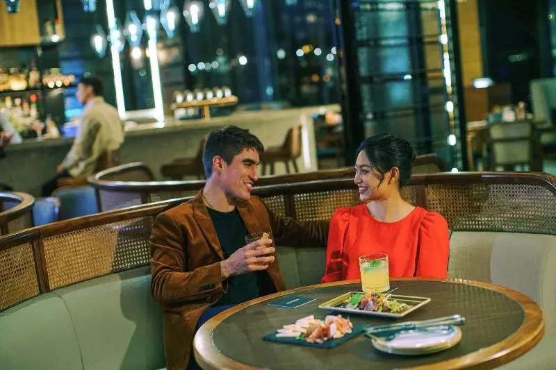 هتل Renaissance Hong Kong Harbour View