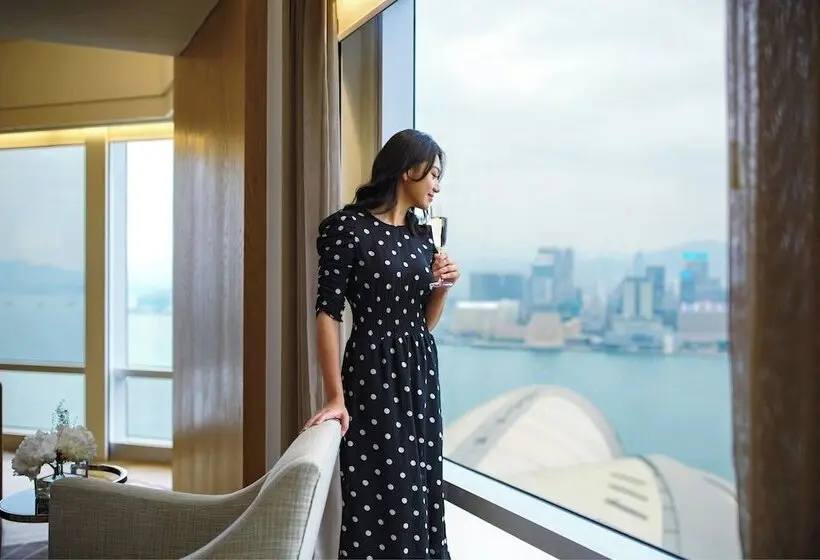 هتل Renaissance Hong Kong Harbour View