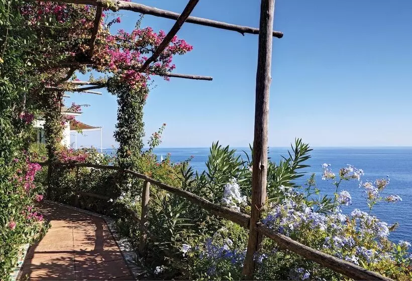 ホテル Santa Caterina