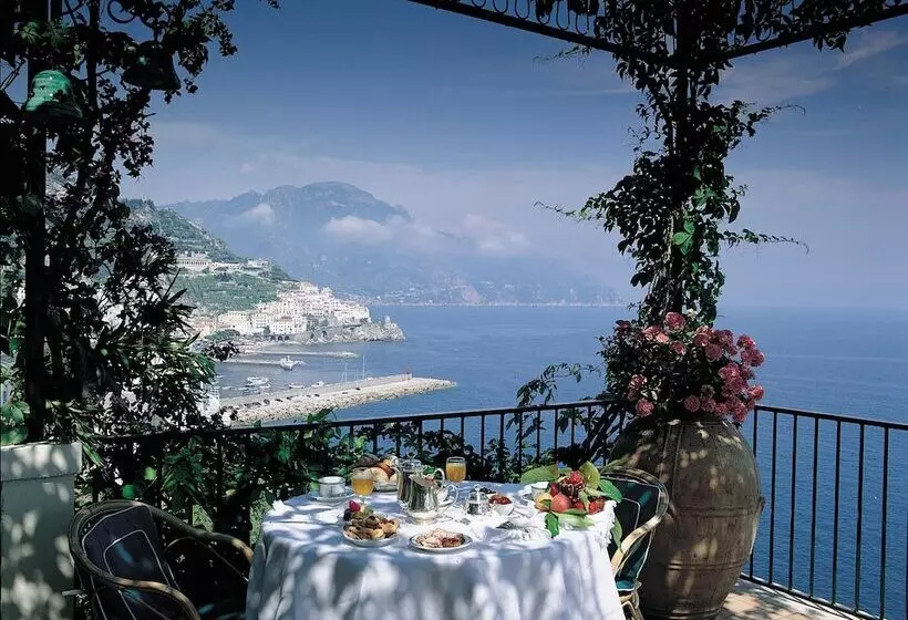 ホテル Santa Caterina