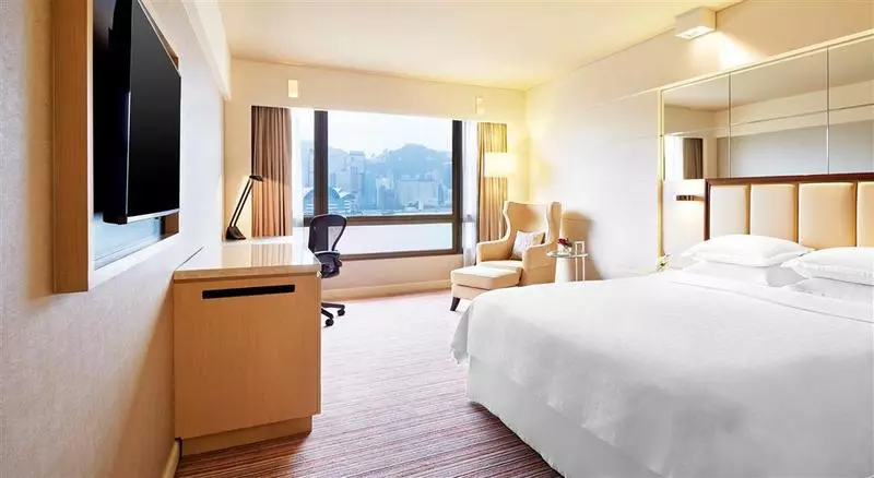 Sheraton Hong Kong Hotel & Towers