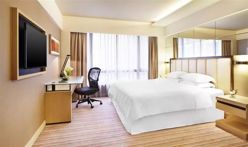 Sheraton Hong Kong Hotel & Towers