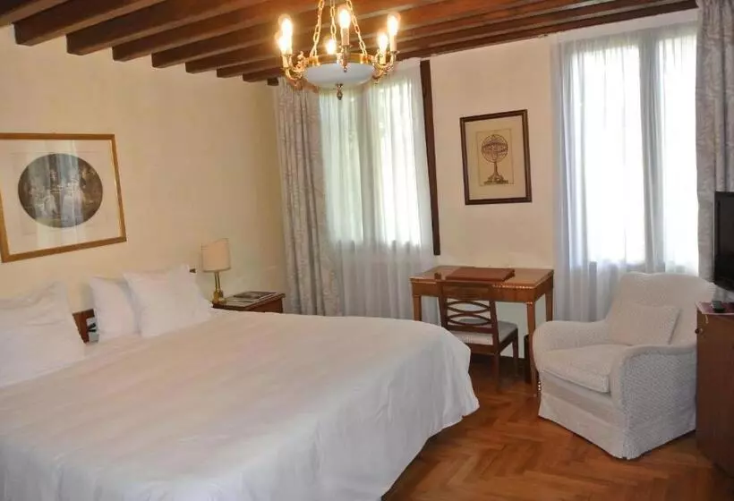 Отель Villa Cipriani