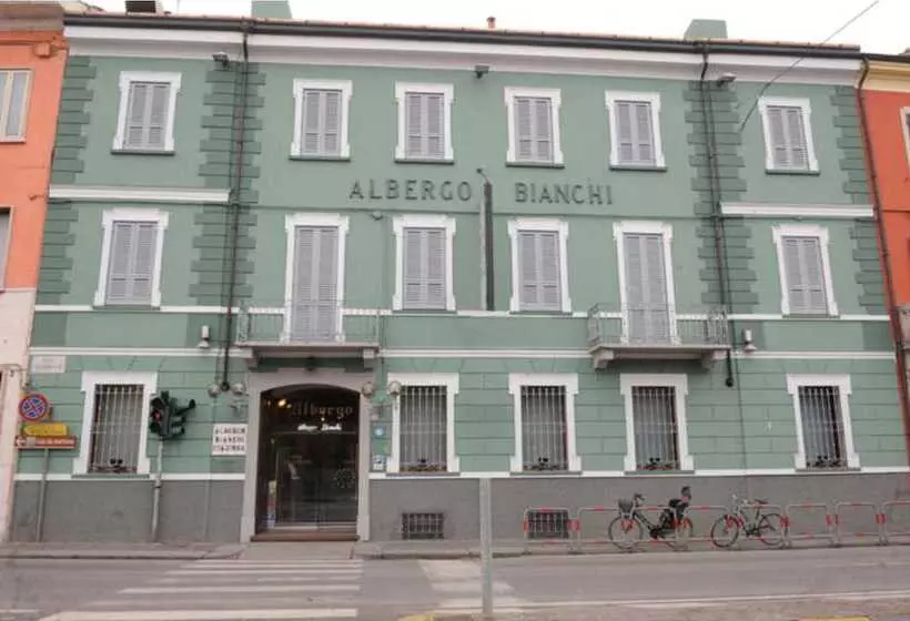 فندق Albergo Bianchi Stazione