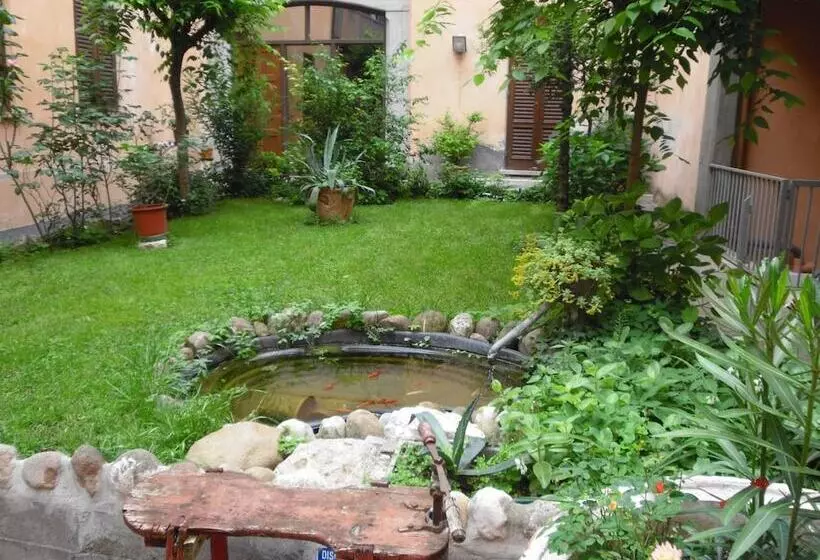 فندق Albergo Bianchi Stazione