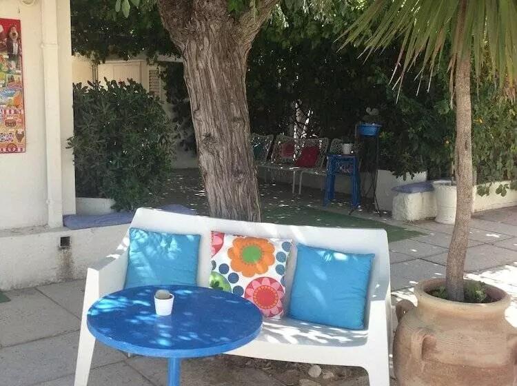 ホテル Albergo Punta De L'est