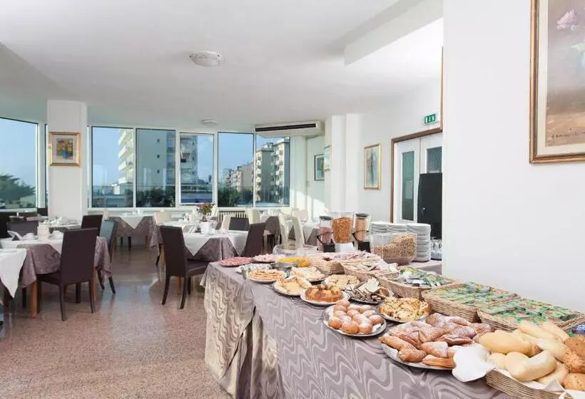 ホテル Asiago Beach