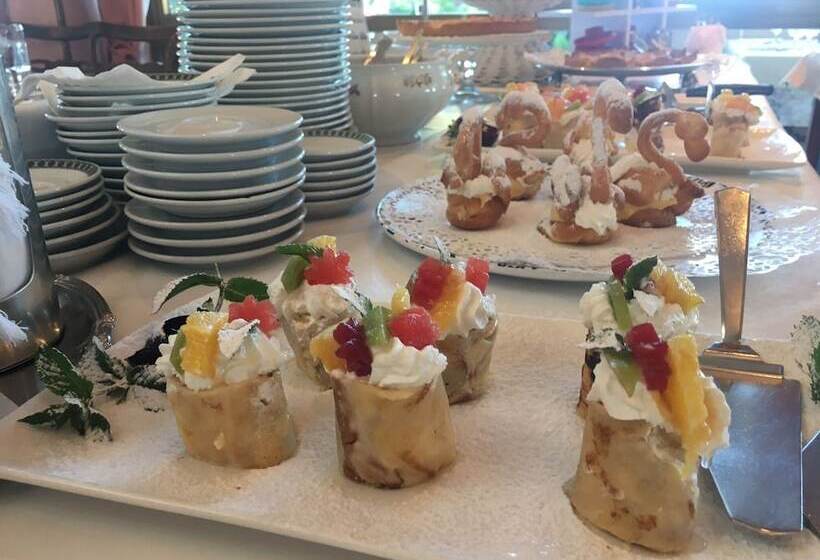 בית מלון כפרי Eden