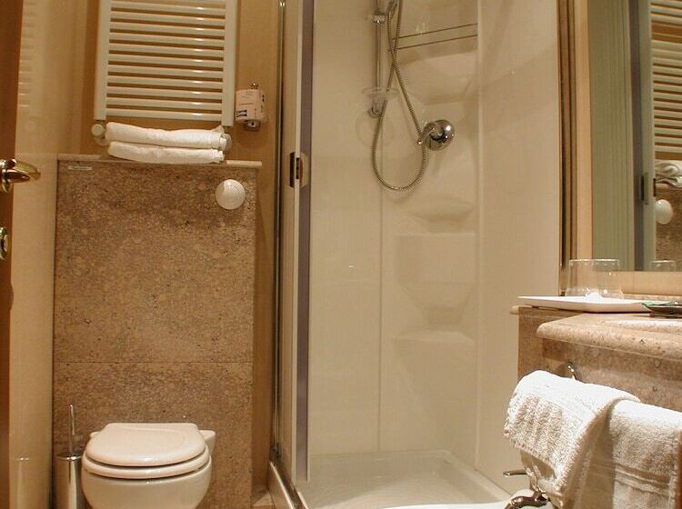 בית מלון כפרי Eden