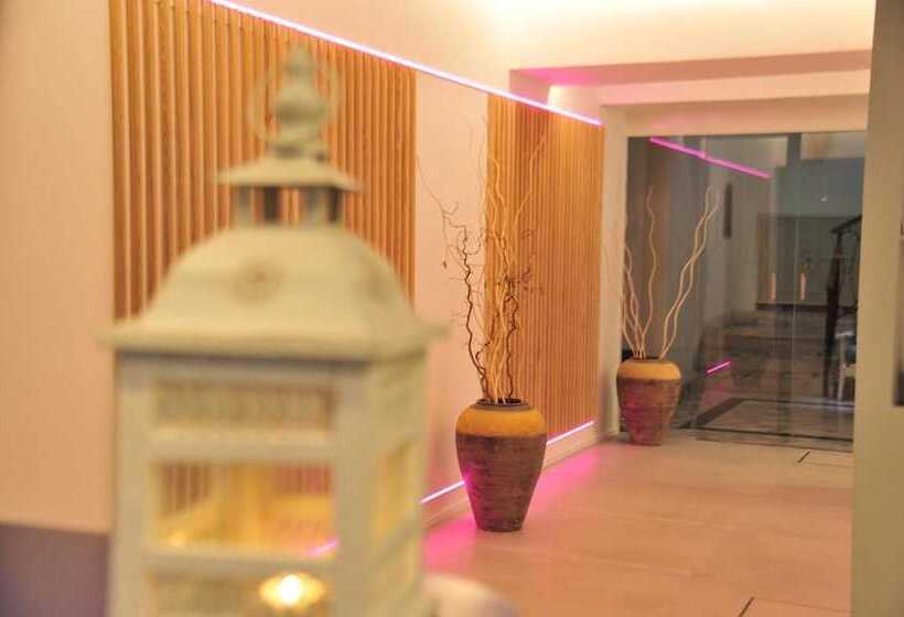 هتل Hermitage Resort & Thermal Spa