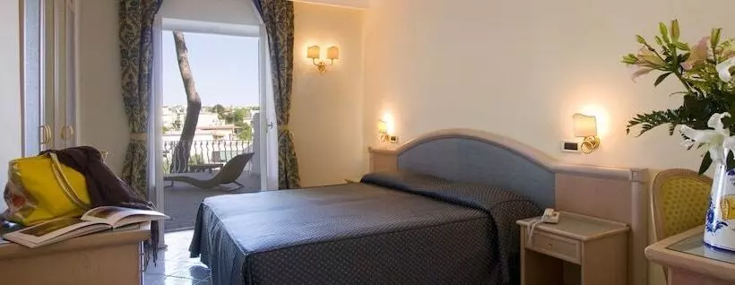 هتل Hermitage Resort & Thermal Spa