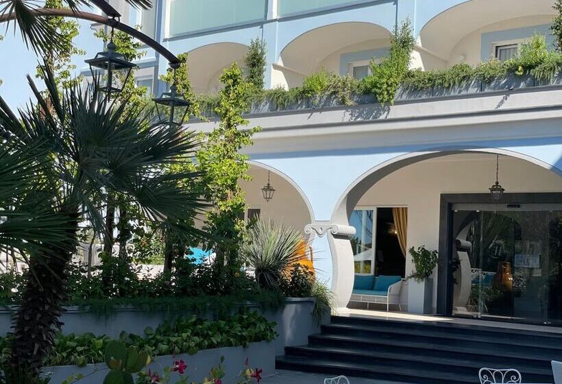 هتل Hermitage Resort & Thermal Spa