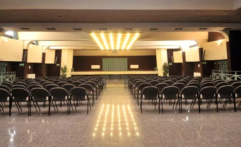 Отель Pietra Di Luna