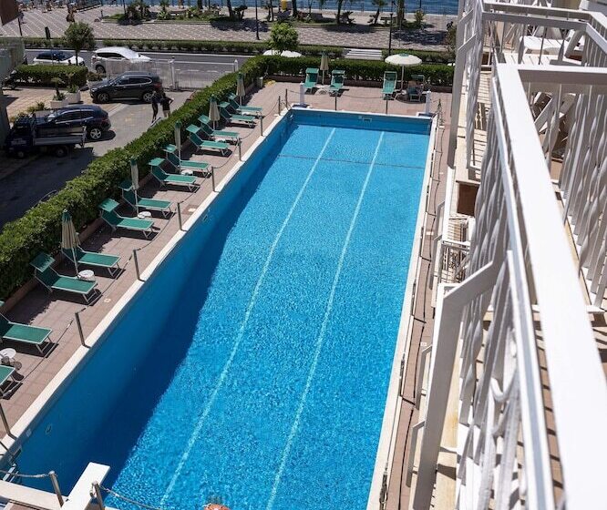 בית מלון כפרי Pietra Di Luna