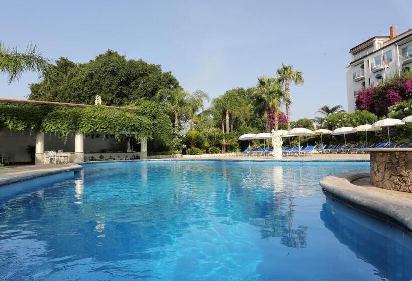 Sant Alphio Garden Hotel & Spa