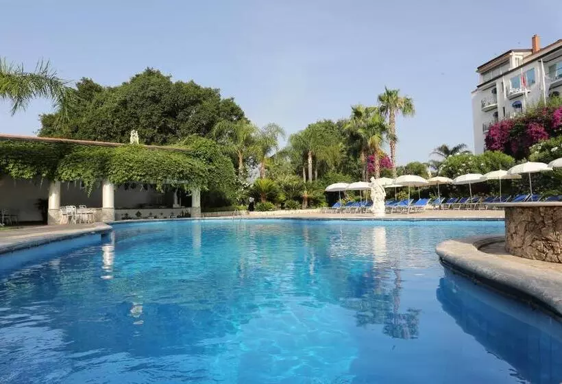 Sant Alphio Garden Hotel & Spa