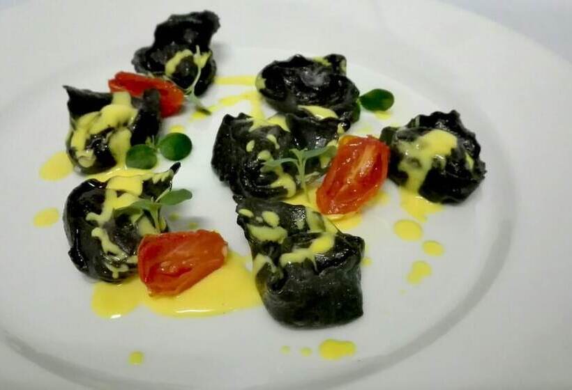 Отель St. Raphael