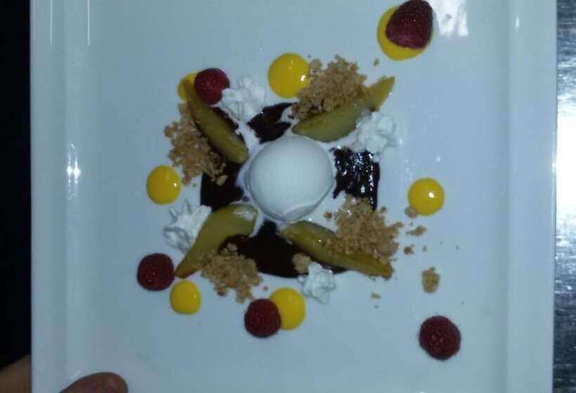 Отель St. Raphael