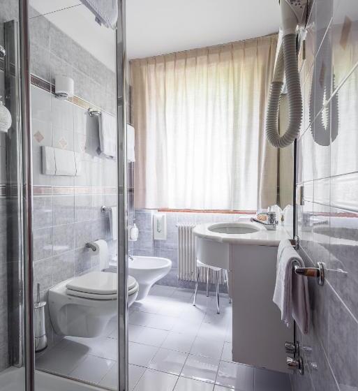 Отель St. Raphael