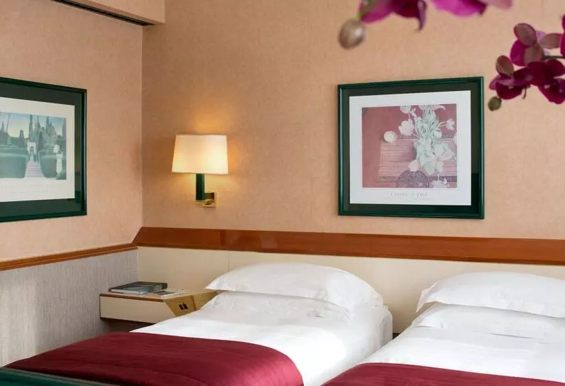 Starhotels President