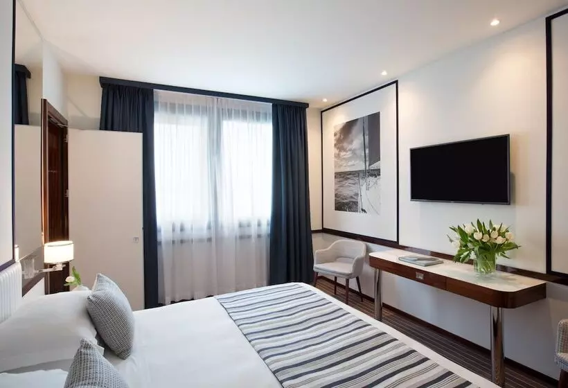 Starhotels President