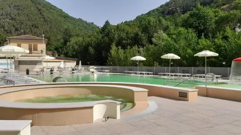 Hotel Terme Di Frasassi