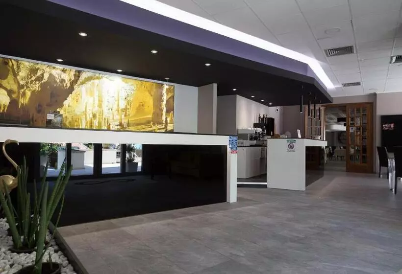 Hotel Terme Di Frasassi