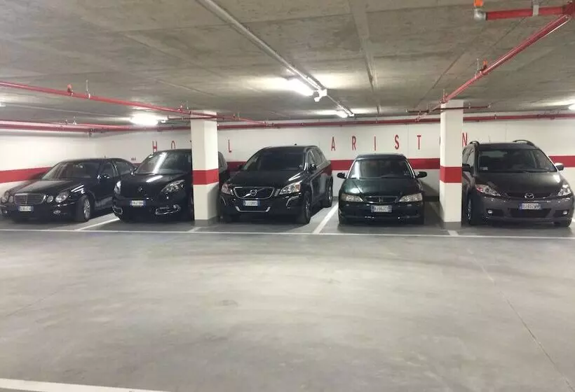 Szálloda Ariston Lake View