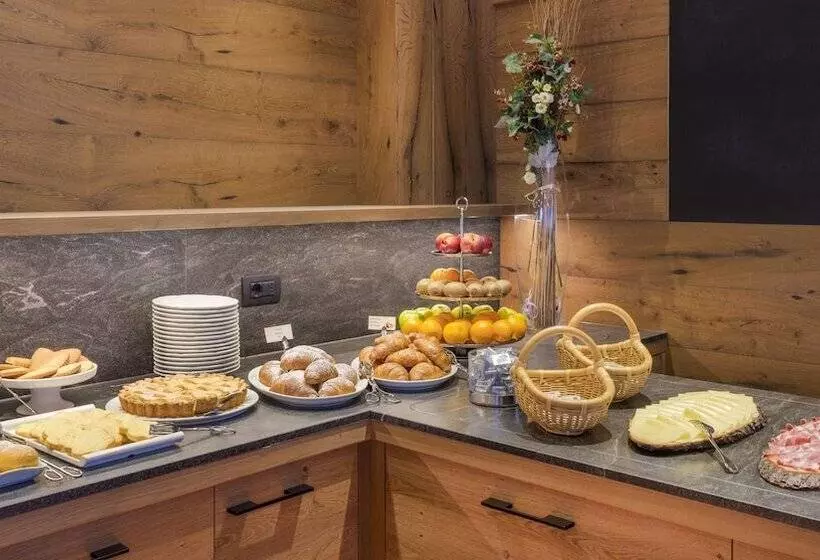 Szálloda Ariston Lake View