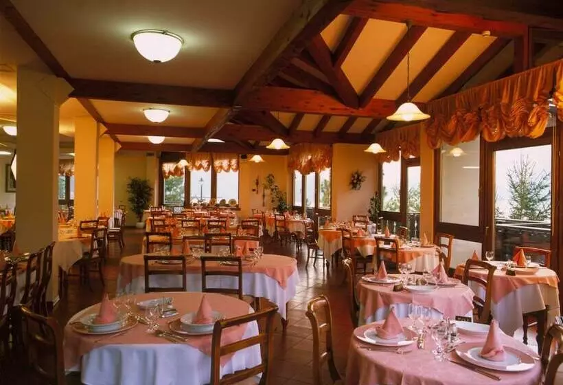 Szálloda Ariston Lake View