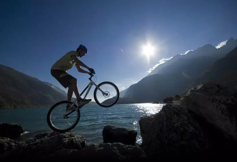 Szálloda Ariston Lake View