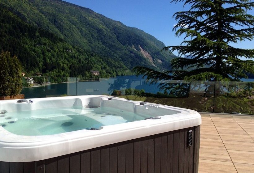 ホテル Ariston Lake View