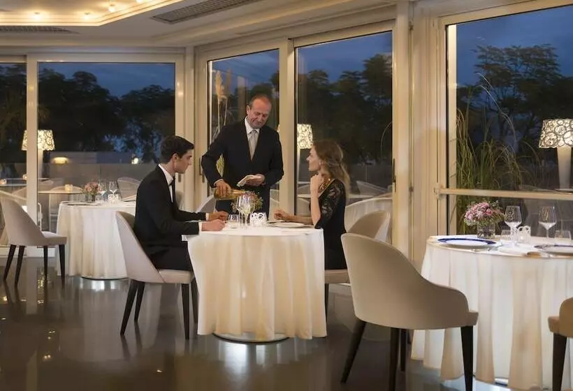 Atlantic Hotel & Spa