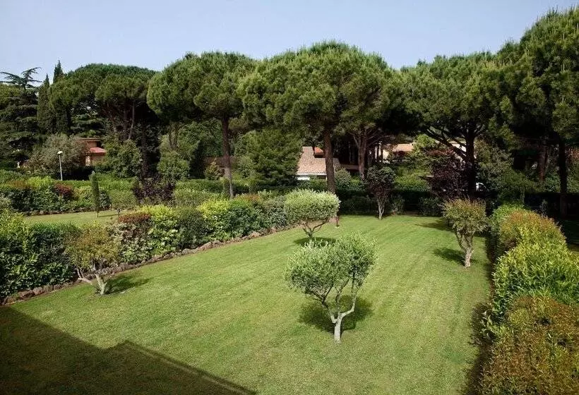 Отель Baglioni Resort Alleluja