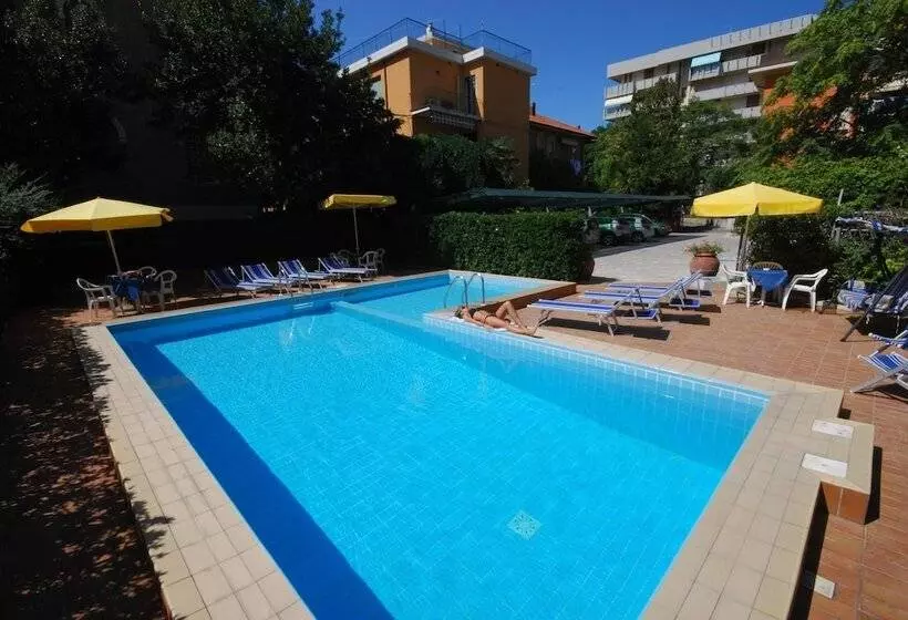 בית מלון כפרי Caravelle