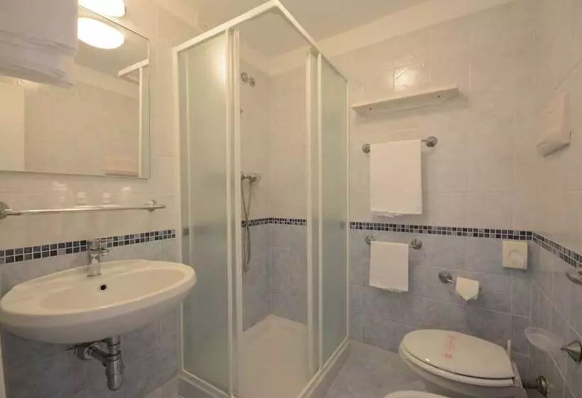 בית מלון כפרי Caravelle