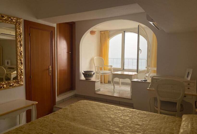 בית מלון כפרי La Perla