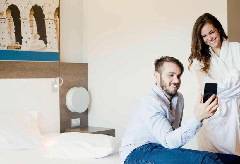 ホテル Mercure Roma Centro Colosseo